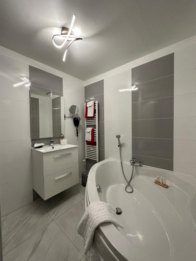 Hotel Le Saint-Yves Le Tréport Dış mekan fotoğraf